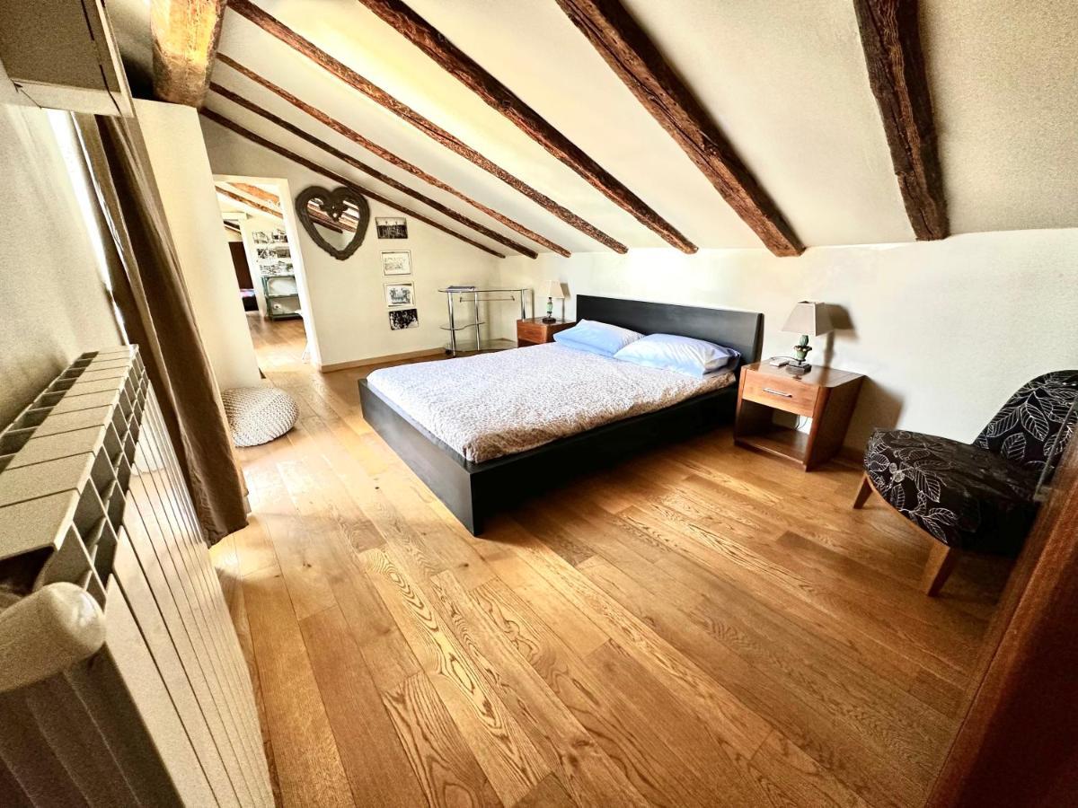 Le Finestre Sulla Mole Apartment Turin Bagian luar foto
