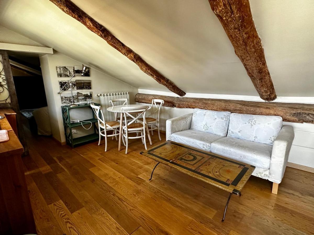 Le Finestre Sulla Mole Apartment Turin Bagian luar foto